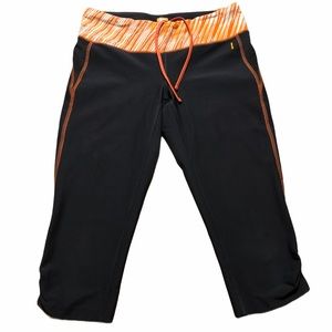 Lucy LucyTech Athletic Yoga Capri Leggings size Small